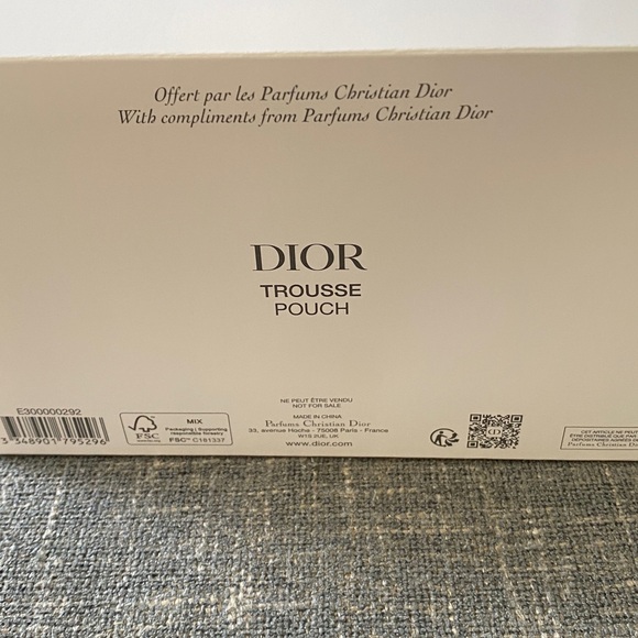 Dior Pink Faux Patent Leather Pouch - Picture 5 of 6